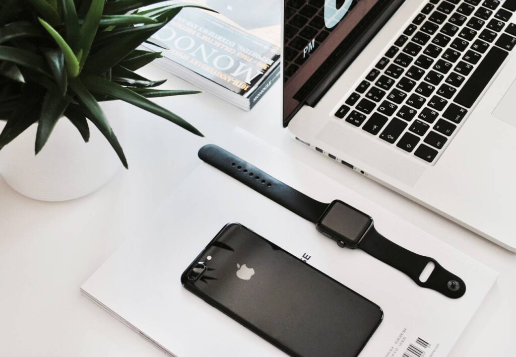 Suspendisse placerat, erat placerat placerat pretium, libero velit tristique ligula, ut posuere risus tellus sit amet dui. Pellentesque pellentesque, neque a viverra tempor, mauris lectus commodo augue!